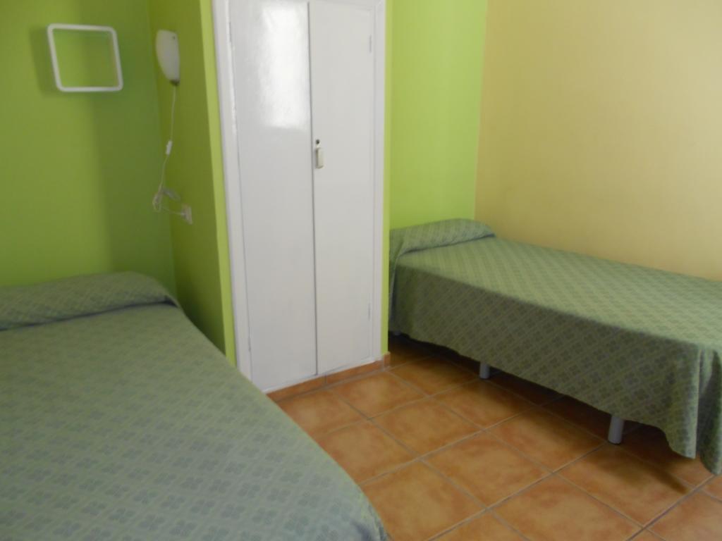 Pension Mova Santa Cruz de Tenerife Kamer foto