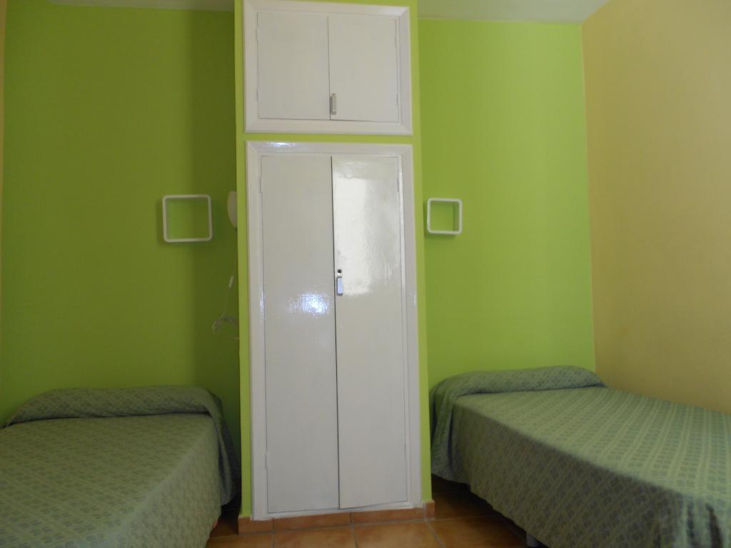 Pension Mova Santa Cruz de Tenerife Kamer foto